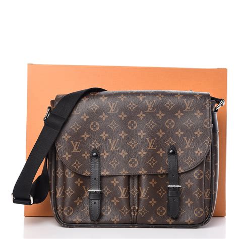 sac messenger louis vuitton pas cher|Sac messenger S Lock Monogram Macassar .